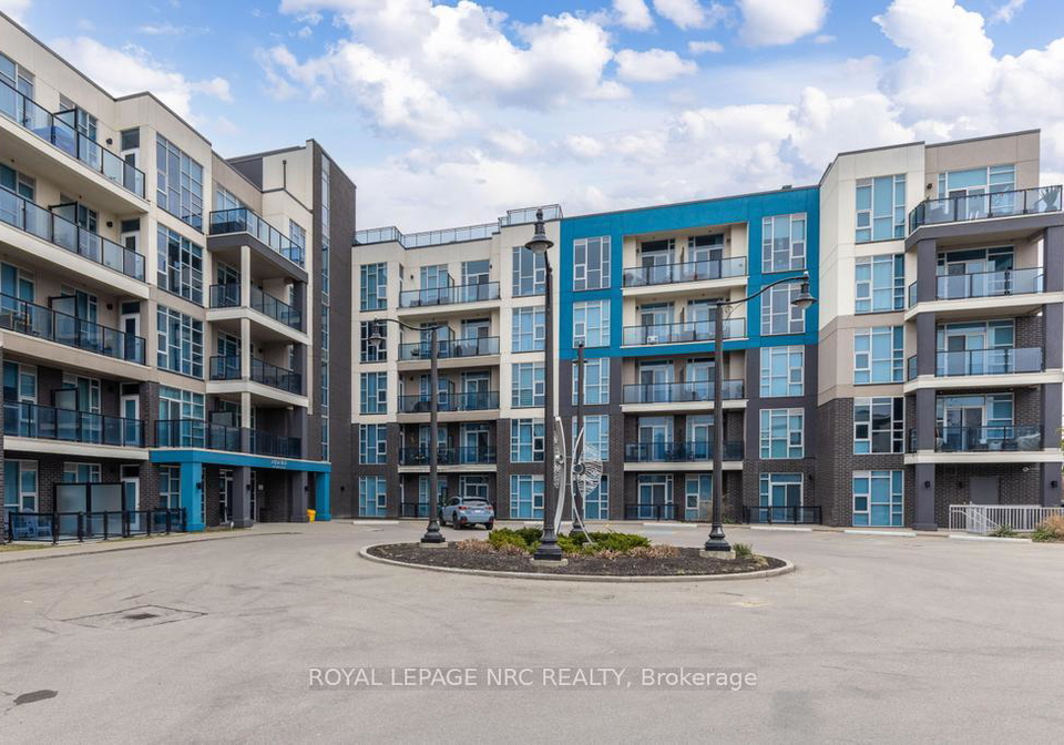 10-concord-place-grimsby-ontario-x13802250