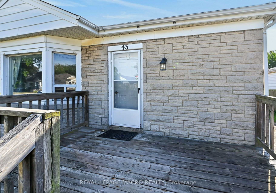 43-east-39th-street-hamilton-ontario-x13802308
