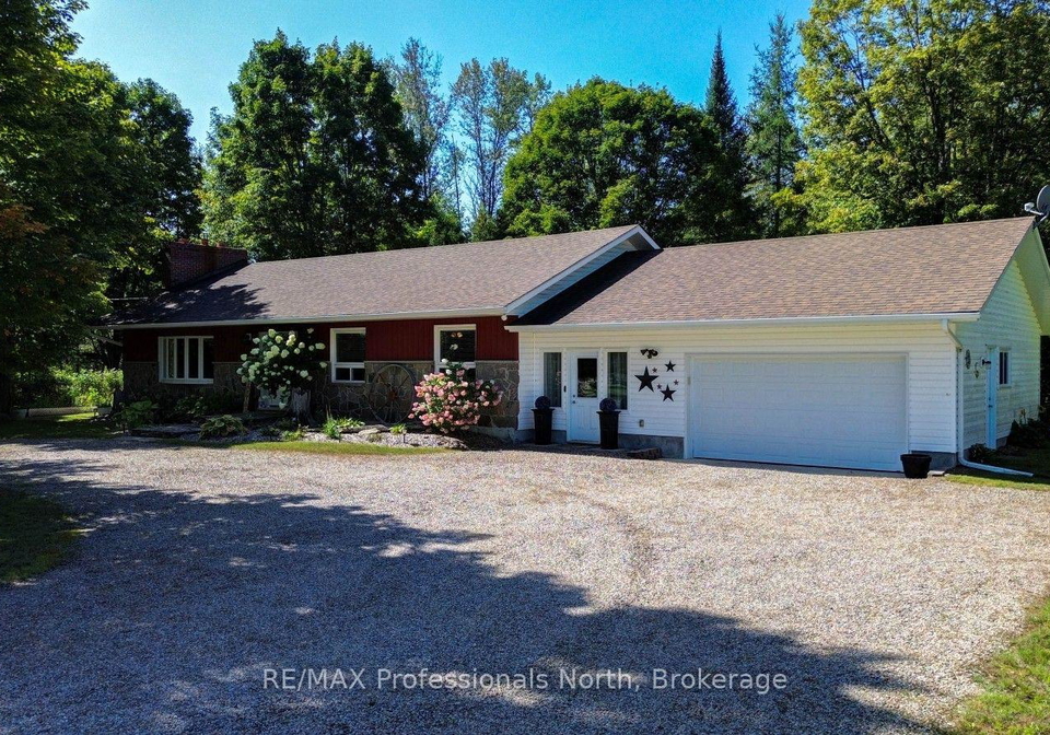 1017-clement-lake-road-highlands-east-ontario-x13802356