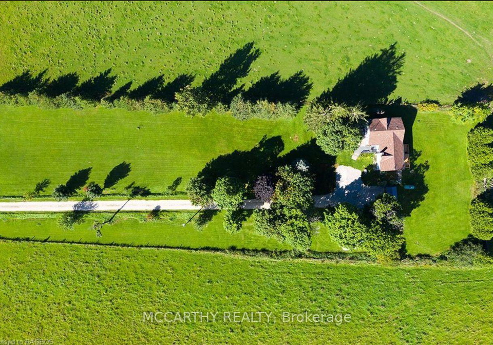 307517-centre-line-a-grey-highlands-ontario-x13802394