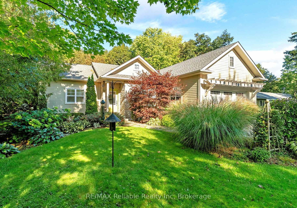 74863-dr-george-smith-avenue-bluewater-ontario-x13802404