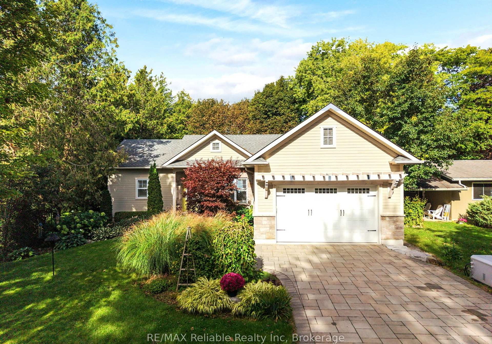 74863-dr-george-smith-avenue-bluewater-ontario-x13802404