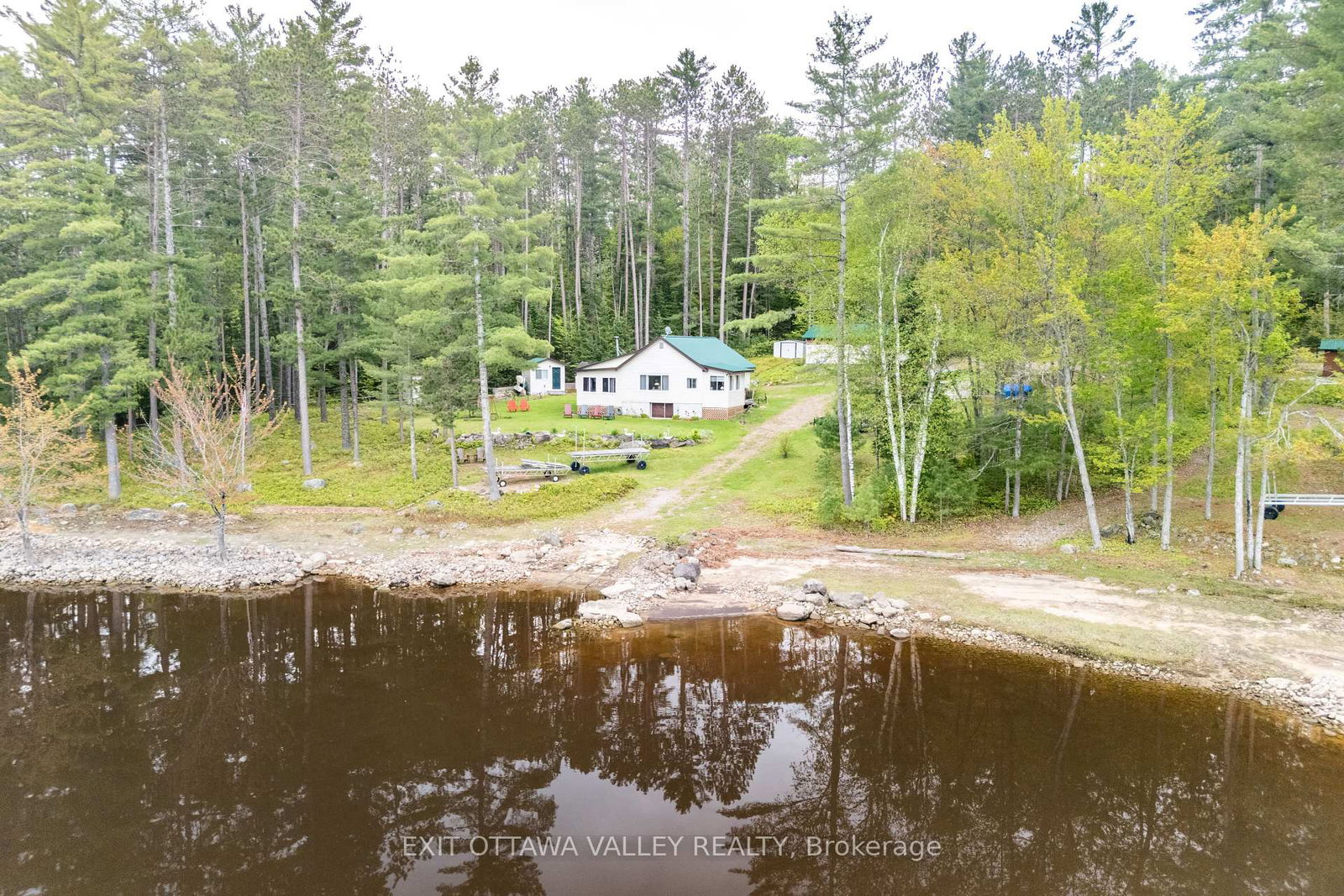 51-myrlin-way-laurentian-hills-ontario-x13802542