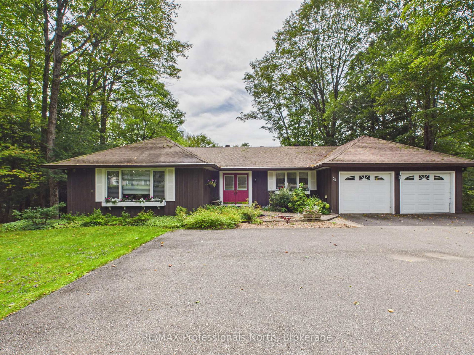 52-golf-course-road-bracebridge-ontario-x13802628
