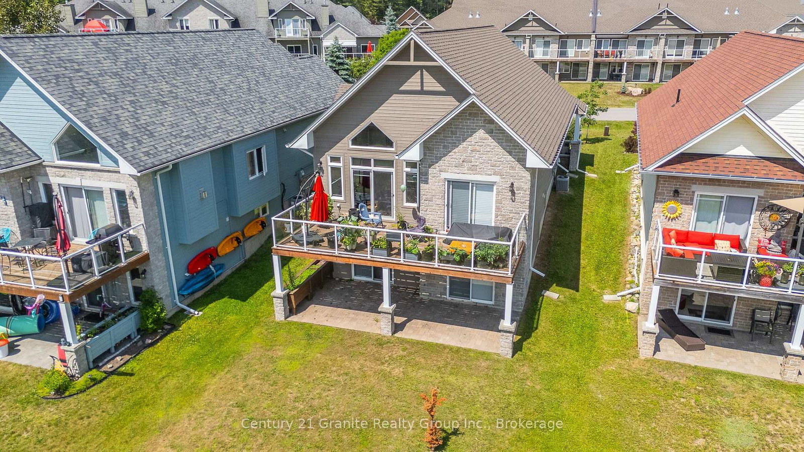 17-webb-circle-dysart-et-al-ontario-x13802650