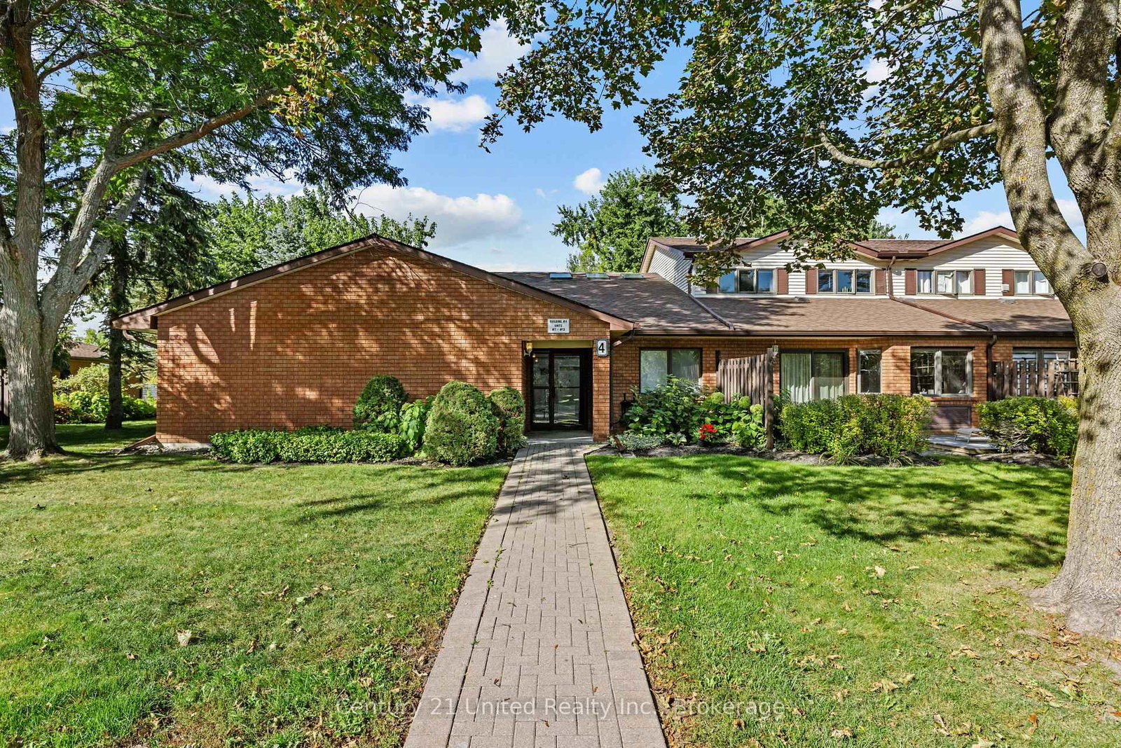 36-champlain-crescent-peterborough-ontario-x13802680