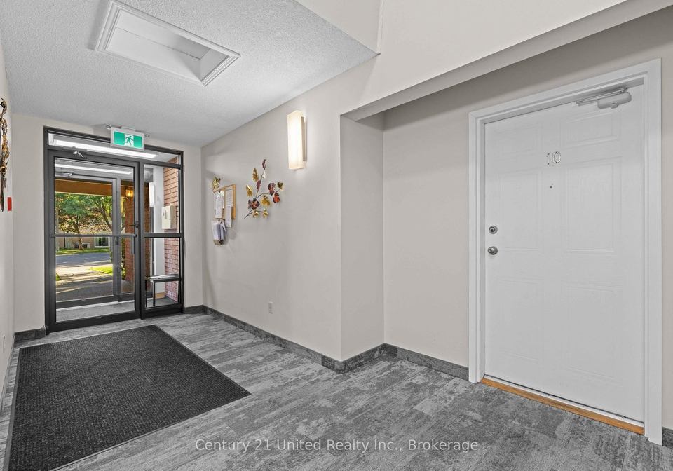 36-champlain-crescent-peterborough-ontario-x13802680