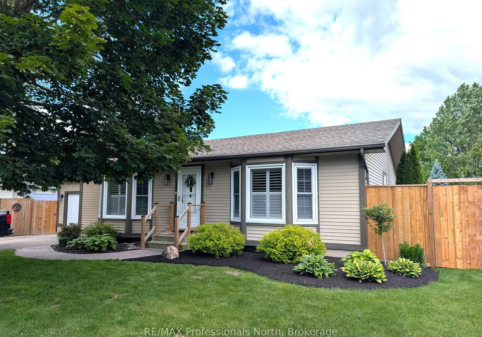 147-15th-avenue-close-hanover-ontario-x13802980