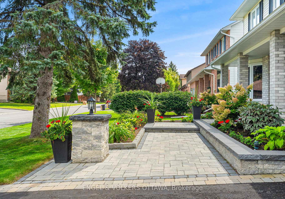 6-forest-heights-avenue-ottawa-ontario-x13803034