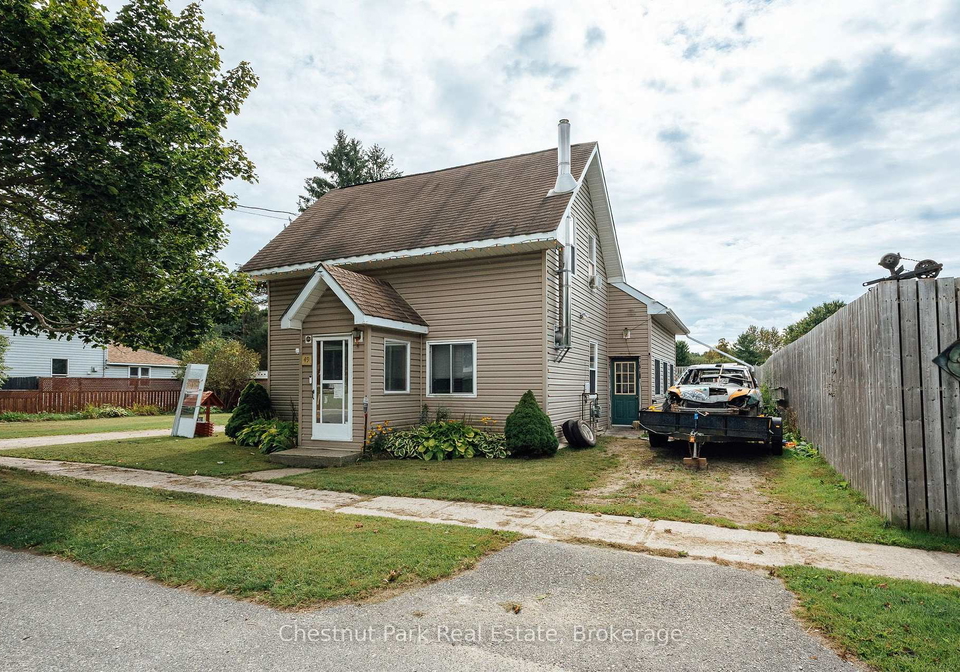 49-queen-street-e-south-bruce-peninsula-ontario-x13803132