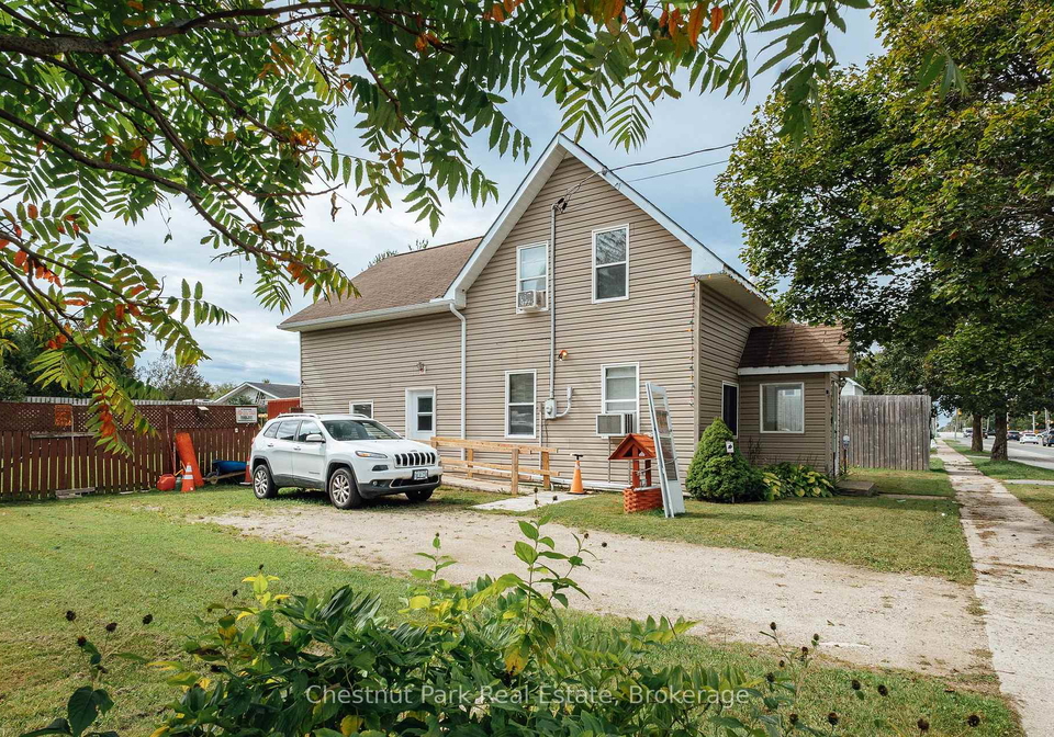 49-queen-street-e-south-bruce-peninsula-ontario-x13803132