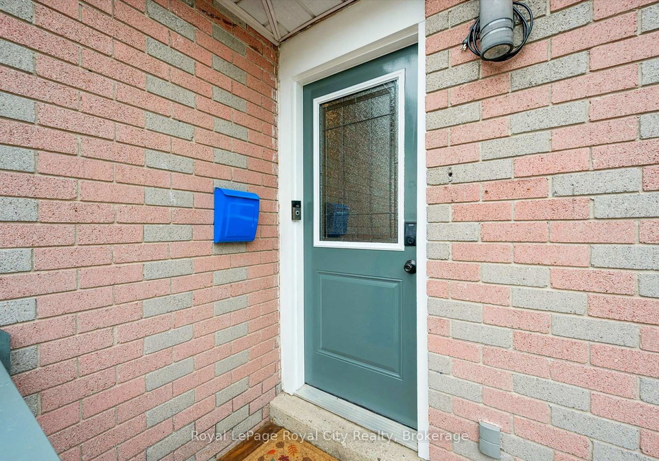 29-mcilwraith-crescent-guelph-ontario-x13803230