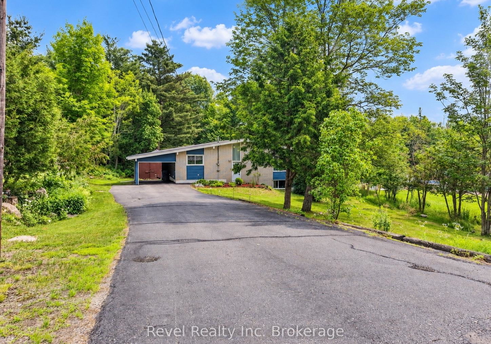1683-highway-94-east-ferris-ontario-x13803252