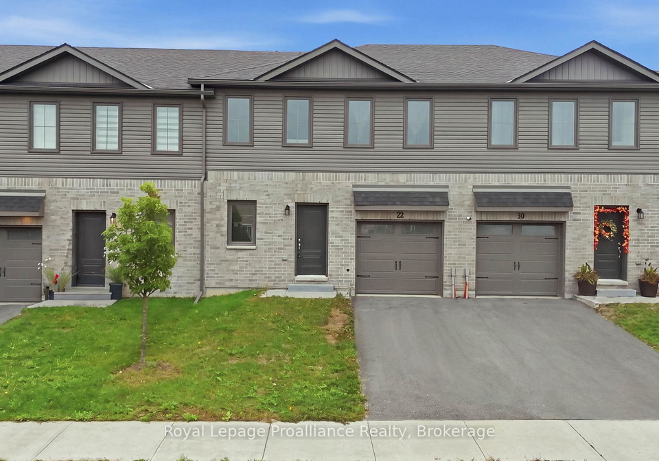 22-campbell-crescent-prince-edward-county-ontario-x13803992