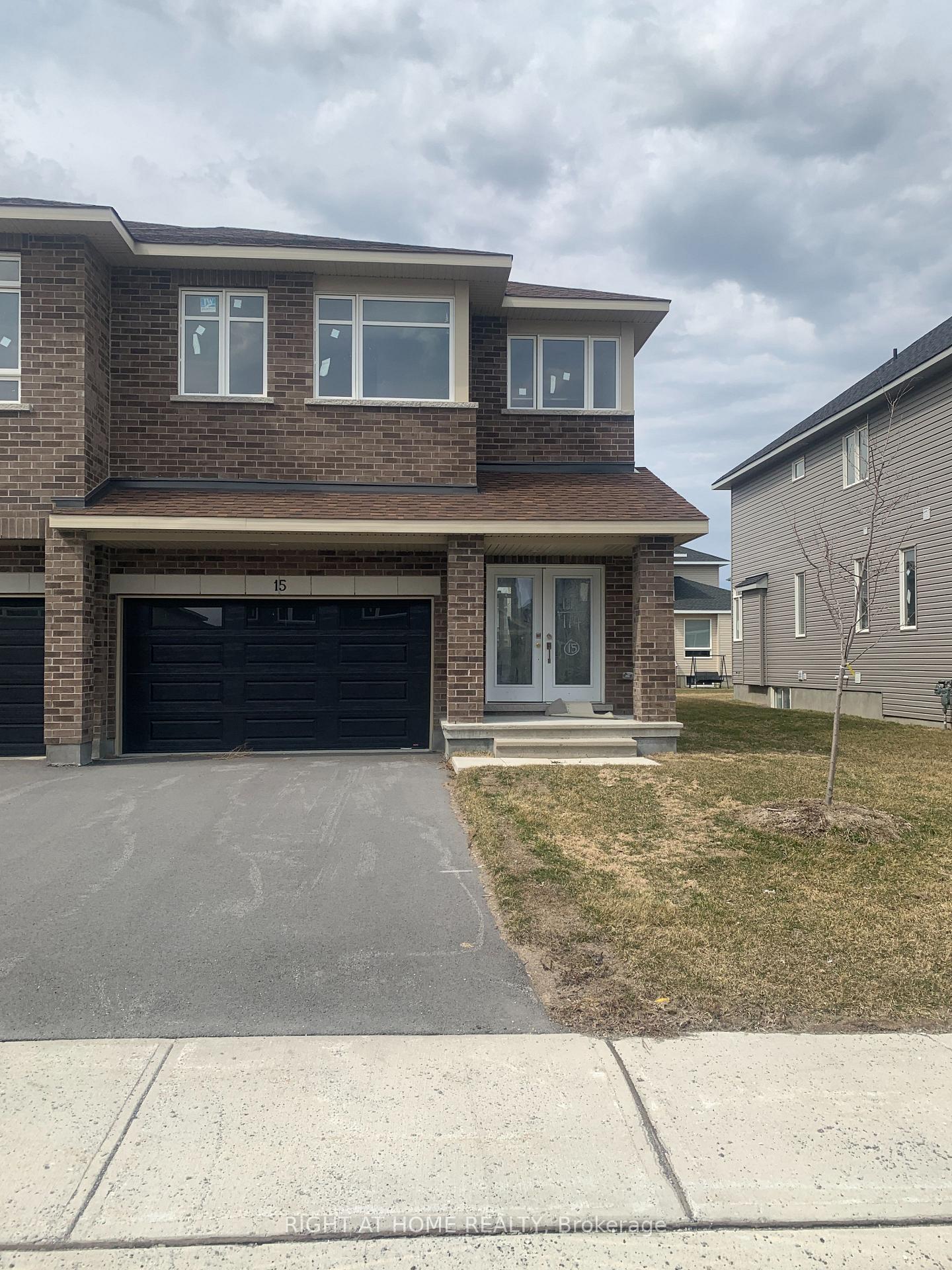 15-wylie-way-carleton-place-ontario-x13804212