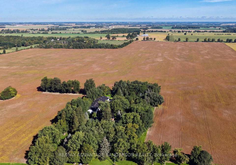 15626-elginfield-road-lucan-biddulph-ontario-x13804300