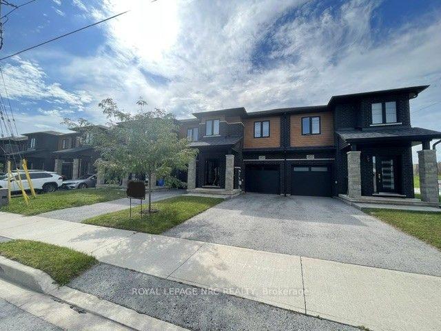 4839-pettit-avenue-niagara-falls-ontario-x13804426