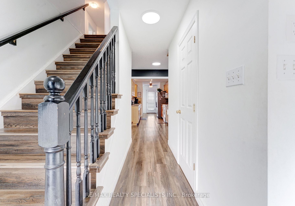 71-mcfarlane-drive-cambridge-ontario-x13804784