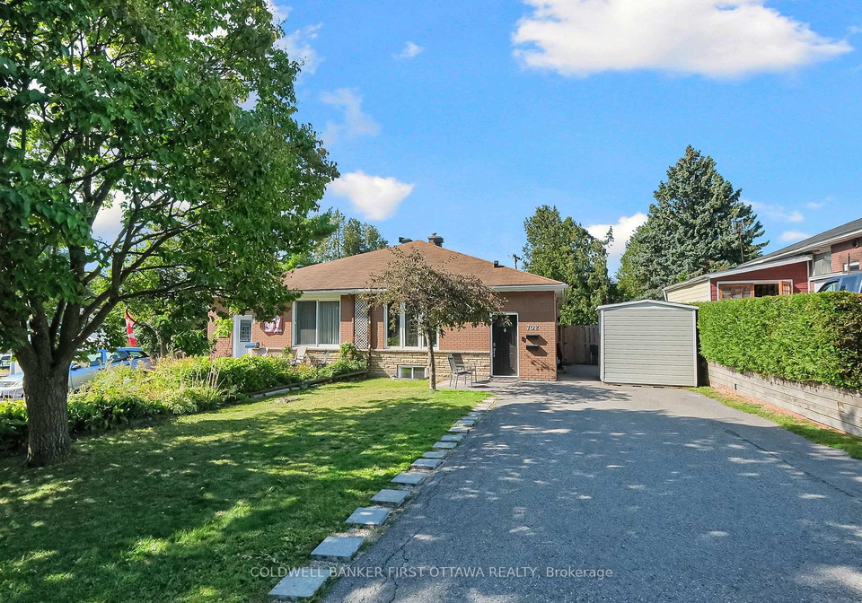 702-crystal-street-ottawa-ontario-x13805084
