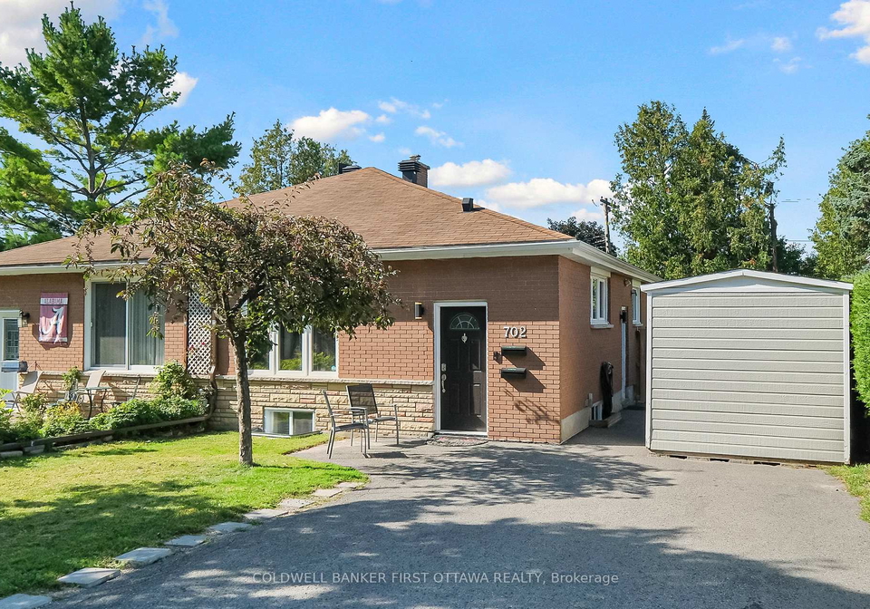 702-crystal-street-ottawa-ontario-x13805084