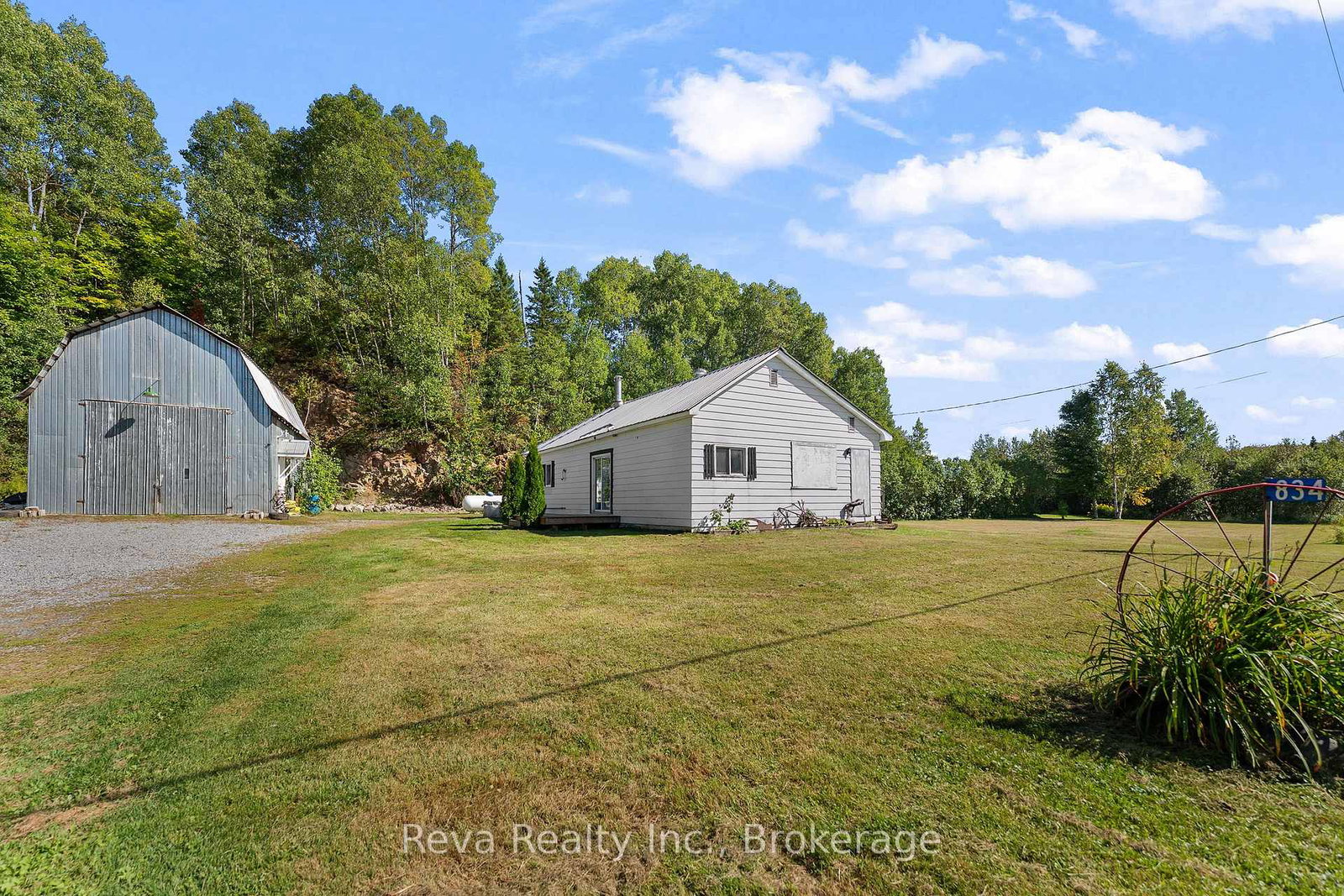834-hybla-road-hastings-highlands-ontario-x13805086