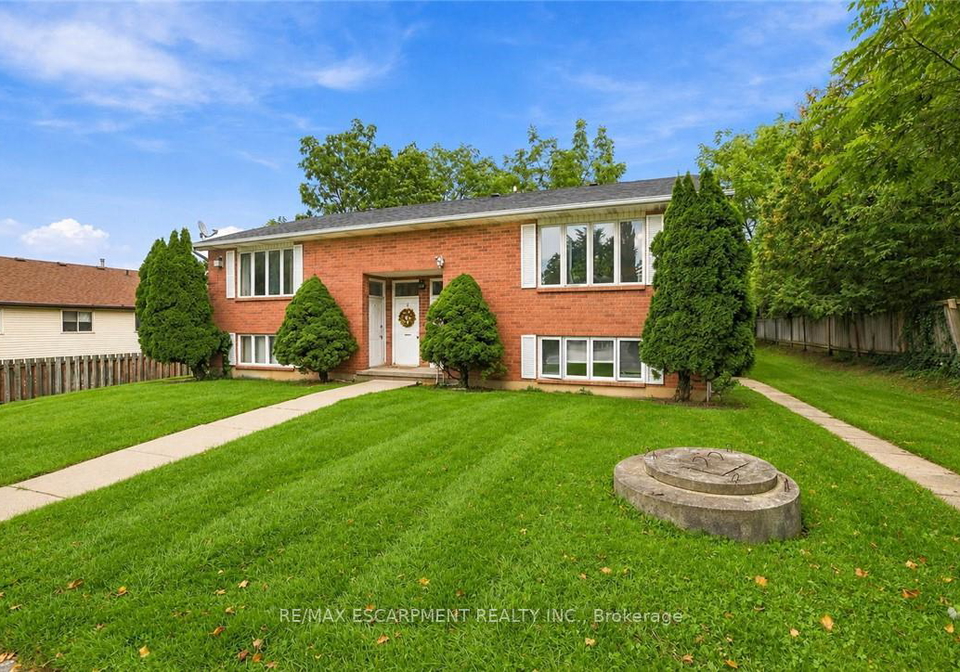 26-renfrew-street-e-haldimand-ontario-x13805172