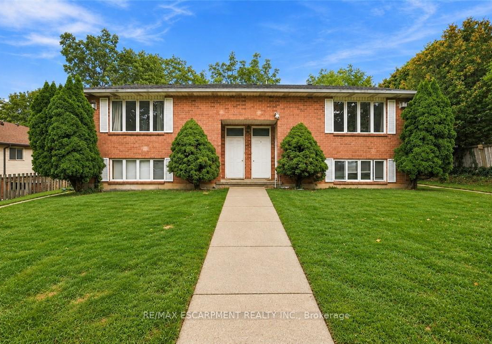 26-renfrew-street-e-haldimand-ontario-x13805172