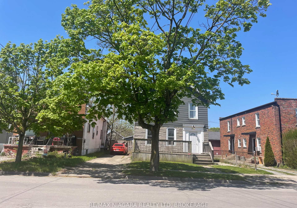 215-mcalpine-avenue-s-welland-ontario-x13805224