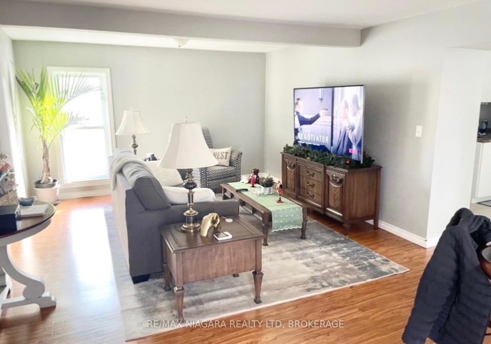 215-mcalpine-avenue-s-welland-ontario-x13805224