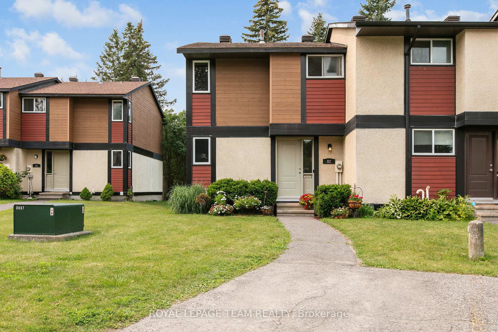 82-mcclintock-way-kanata-ontario-x13805254