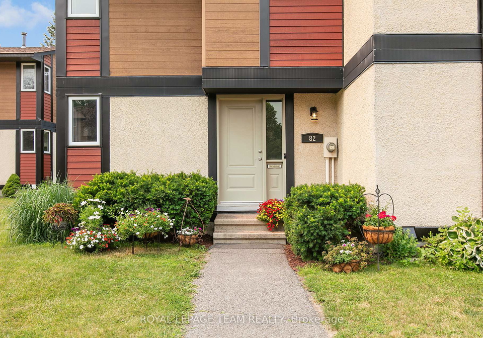 82-mcclintock-way-kanata-ontario-x13805254