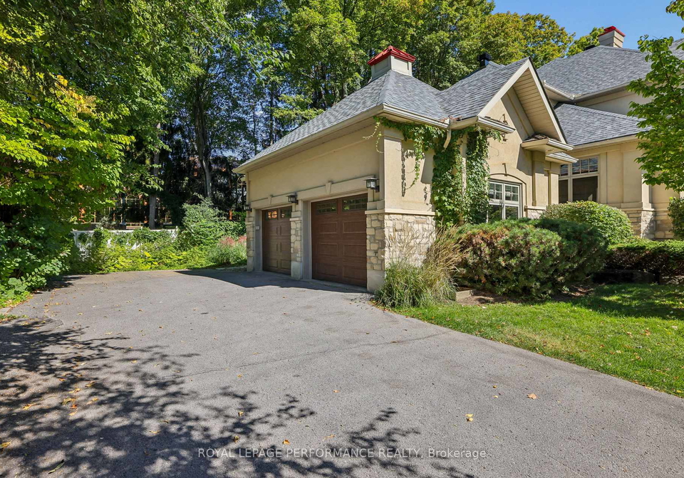 29-mackinnon-road-ottawa-ontario-x13805422