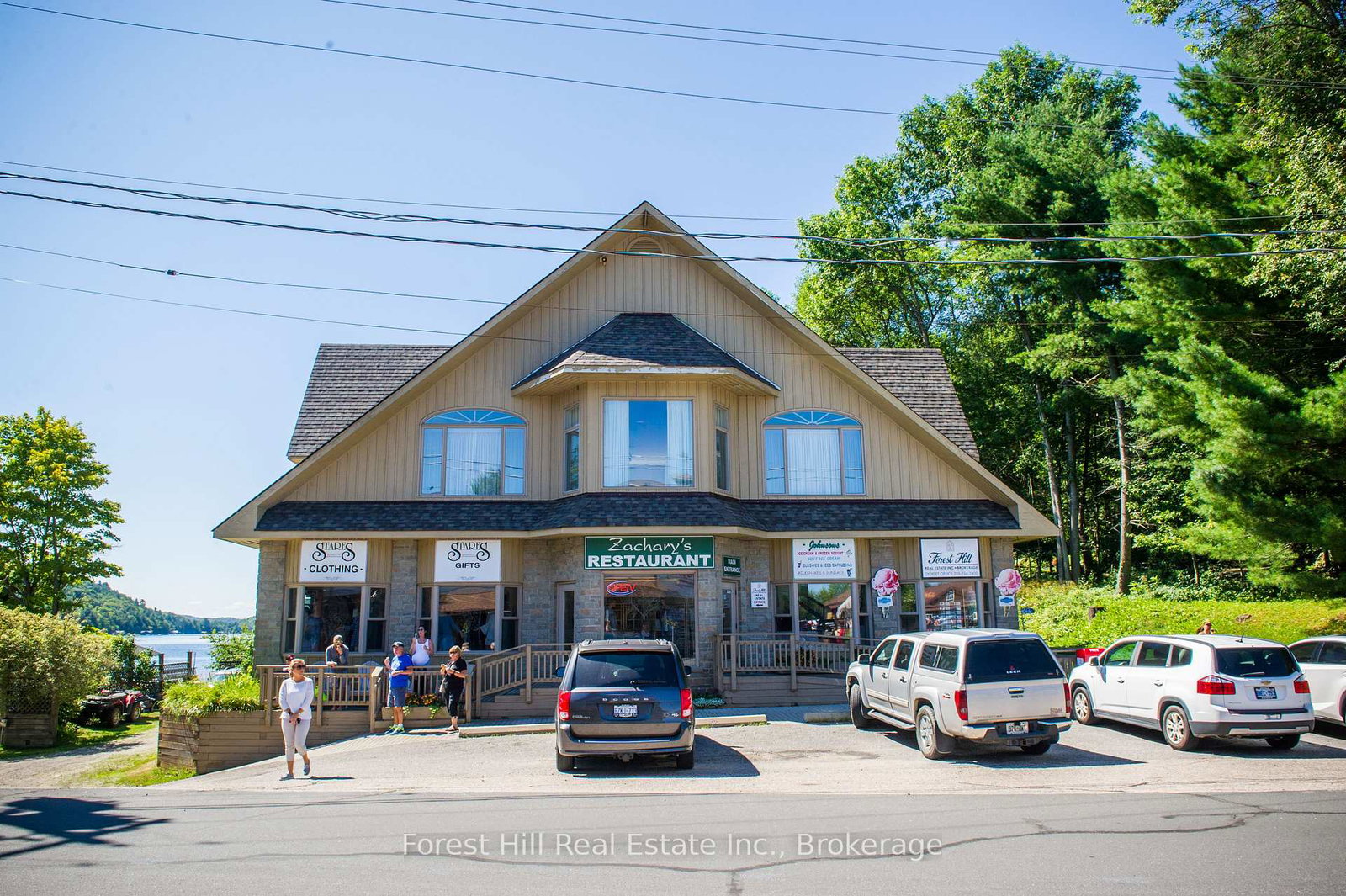1066-1070-main-street-lake-of-bays-ontario-x13805896