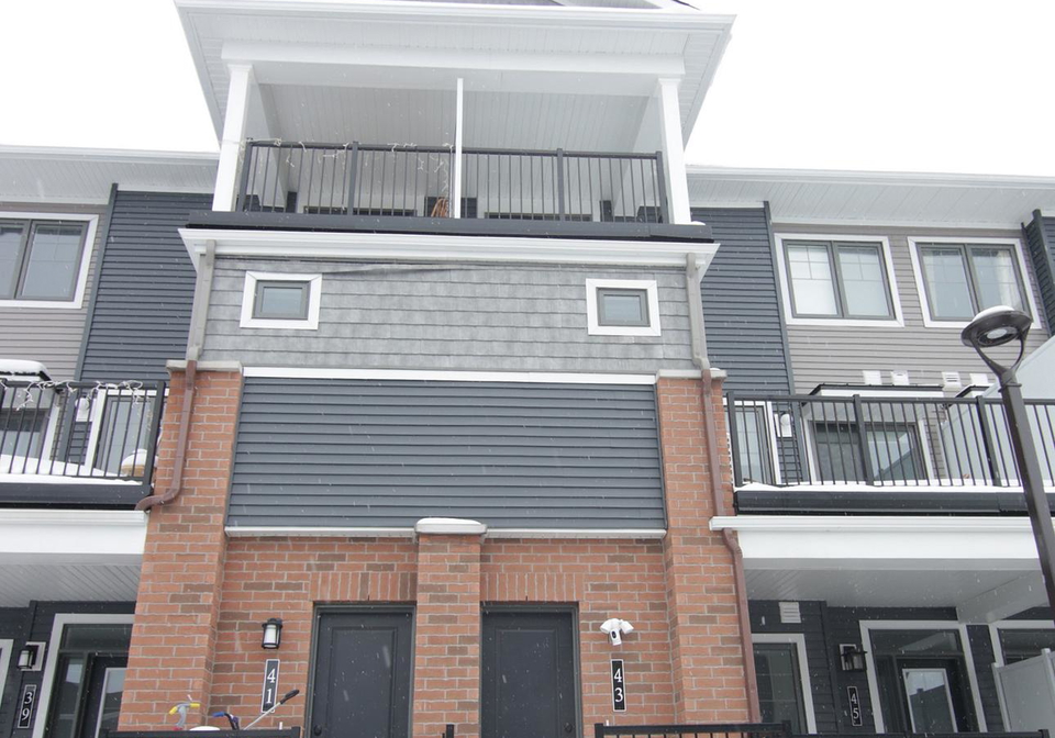 43-zoisite-private-ottawa-ontario-x13806440