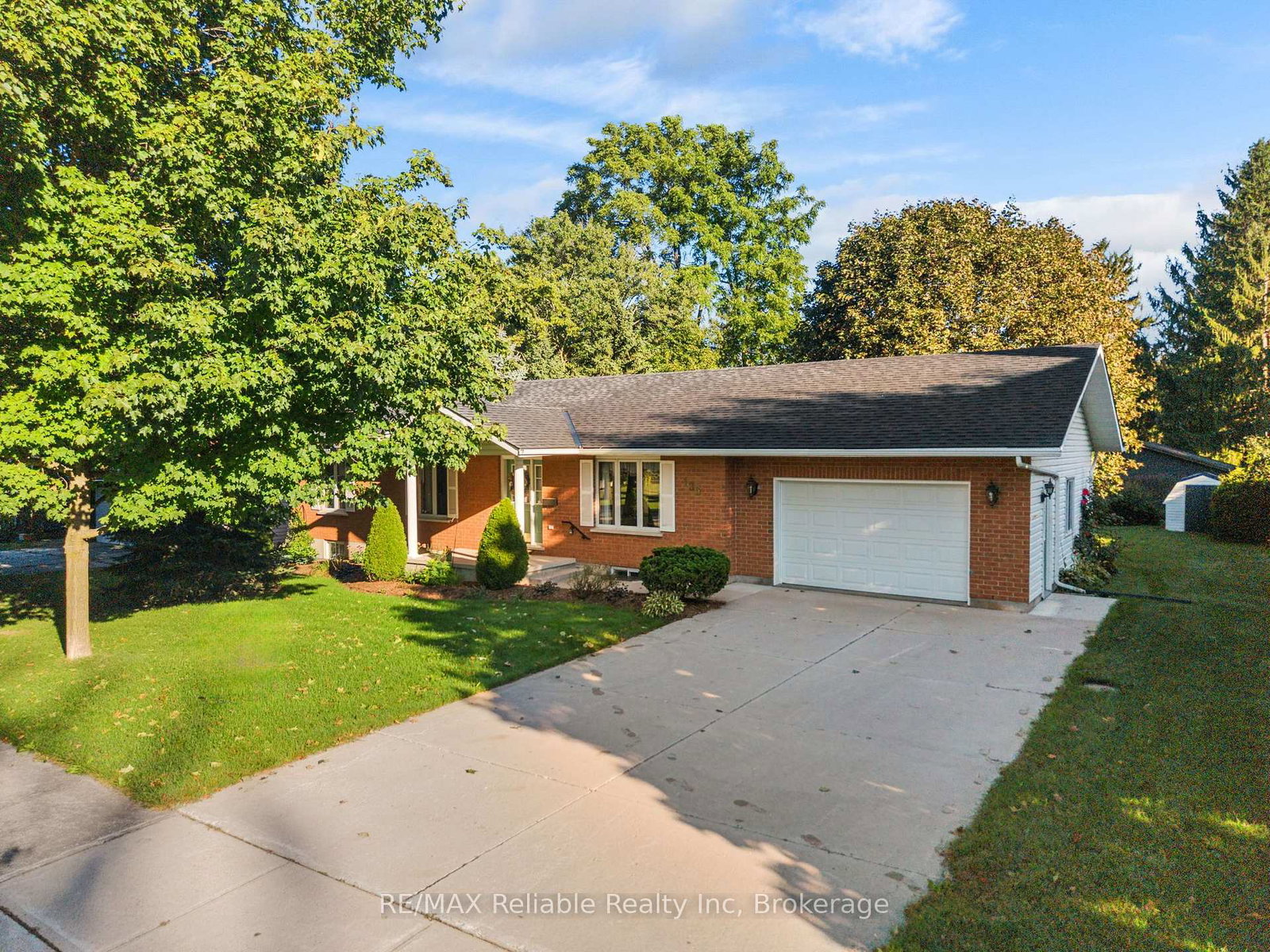 183-spencer-street-central-huron-ontario-x13806550