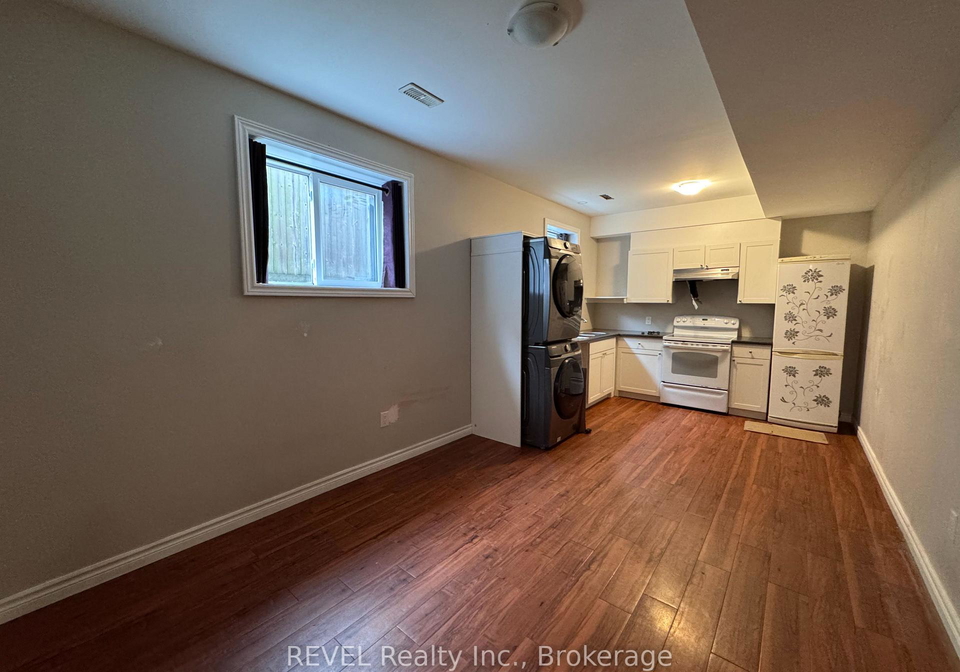 438-mcalpine-avenue-n-welland-ontario-x13806590