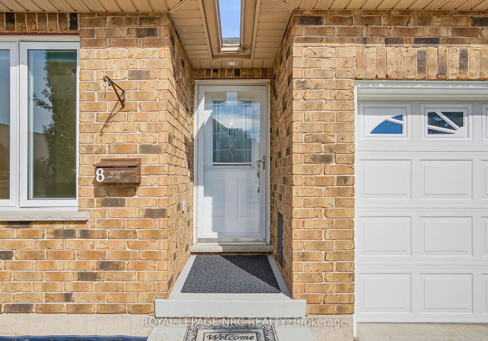 8-bluegrass-crescent-st-catharines-ontario-x13806642