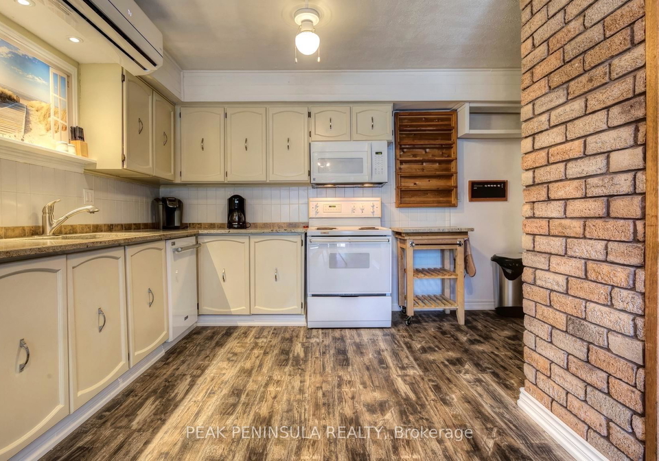 7-willow-avenue-norfolk-ontario-x13806652