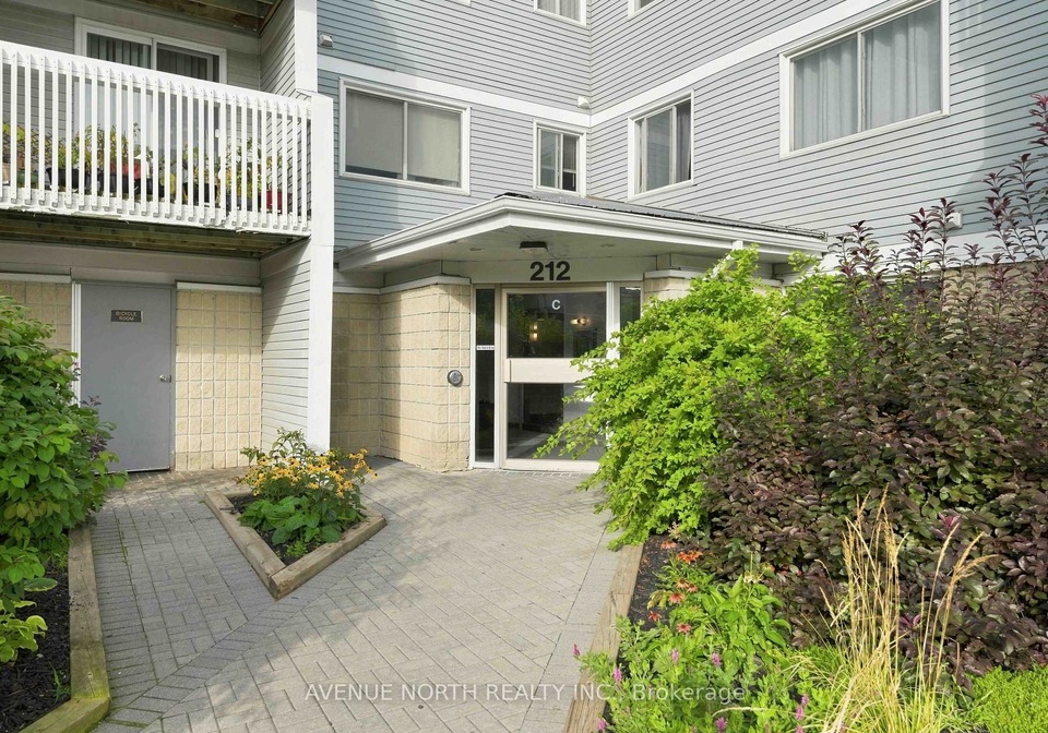 212-viewmount-drive-ottawa-ontario-x13806970