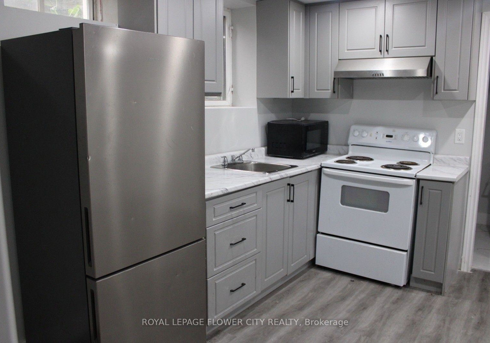 252-simpson-crescent-london-east-ontario-x13806974