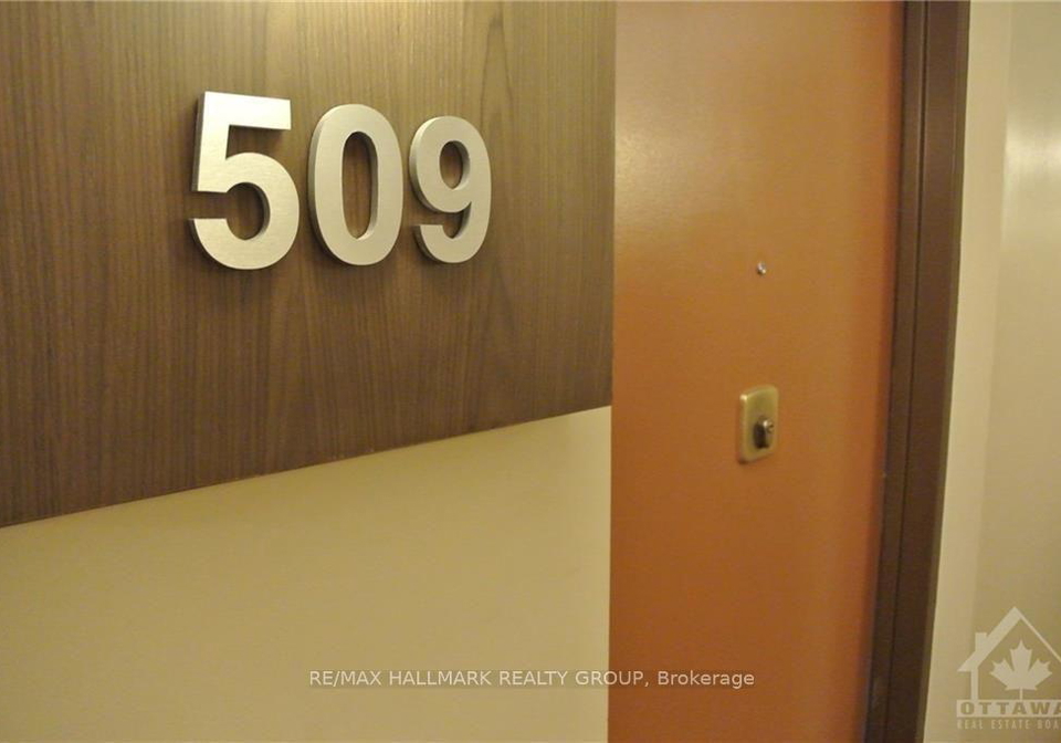 50-burnside-avenue-ottawa-ontario-x13807342