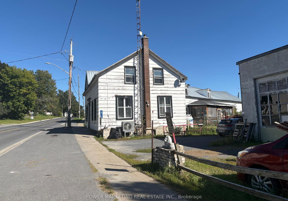 18556-dundas-street-south-glengarry-ontario-x13807356