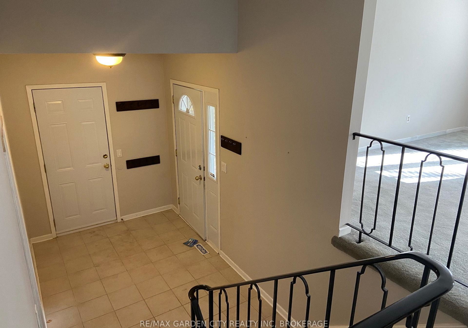9-stonegate-drive-st-catharines-ontario-x13807524
