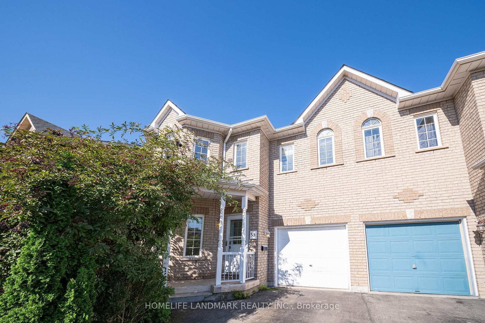 33-titan-drive-hamilton-ontario-x13807660