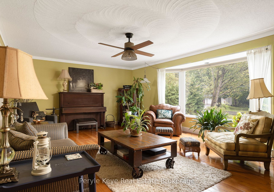 37-woodland-drive-bracebridge-ontario-x13807814