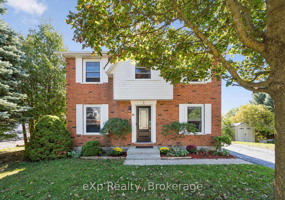 1-chesterton-lane-guelph-ontario-x13807950