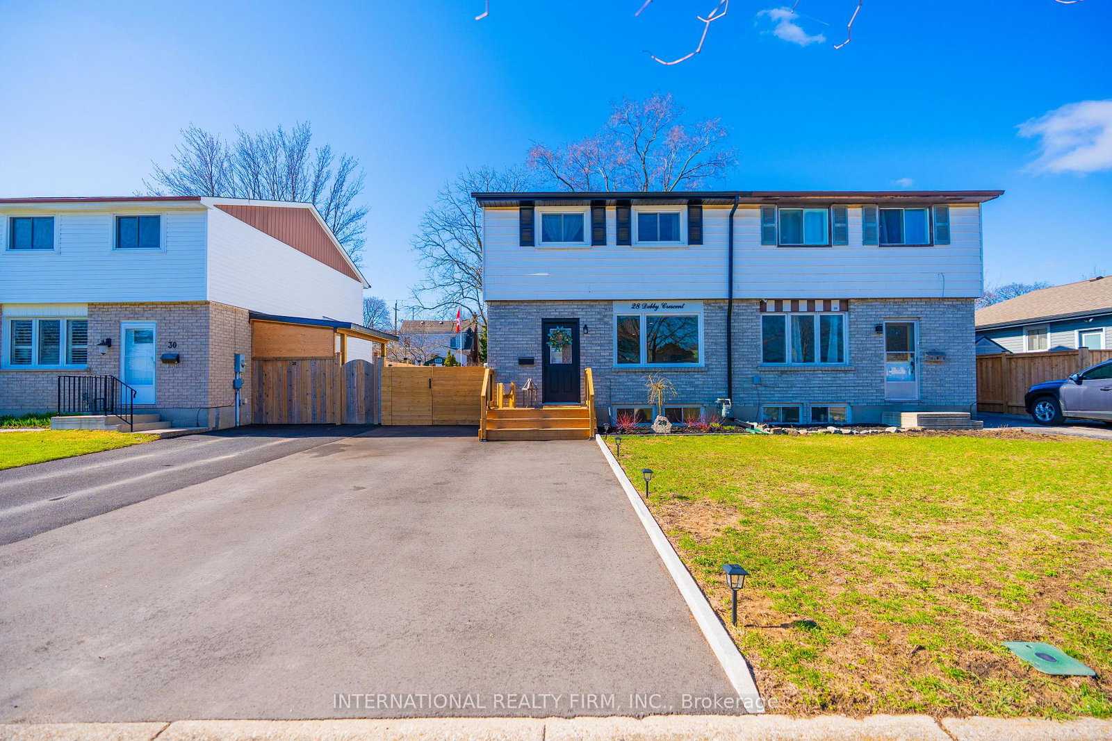 28-debby-crescent-brantford-ontario-x13808024