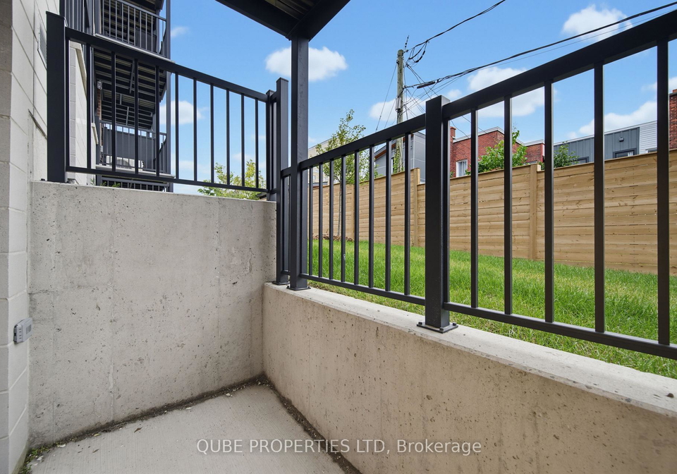 15-larch-street-ottawa-ontario-x13808046