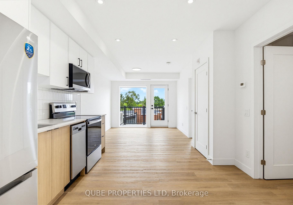 15-larch-street-ottawa-ontario-x13808054