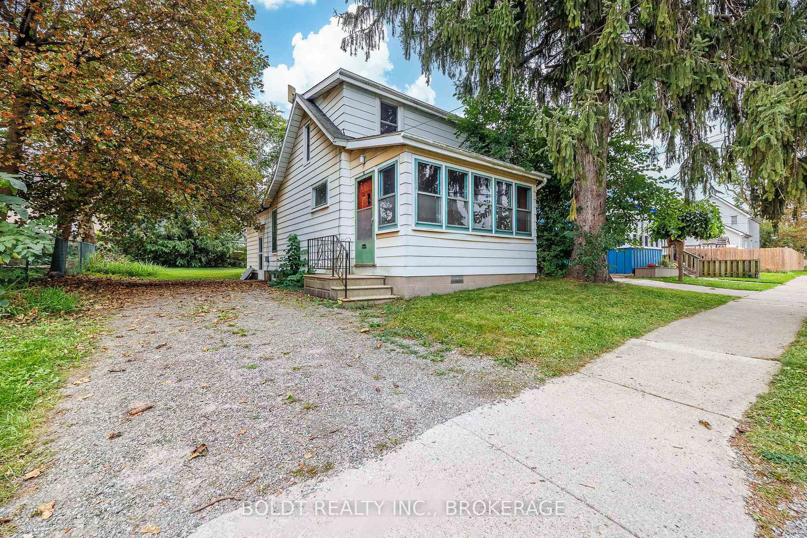 35-regent-street-thorold-ontario-x13808190
